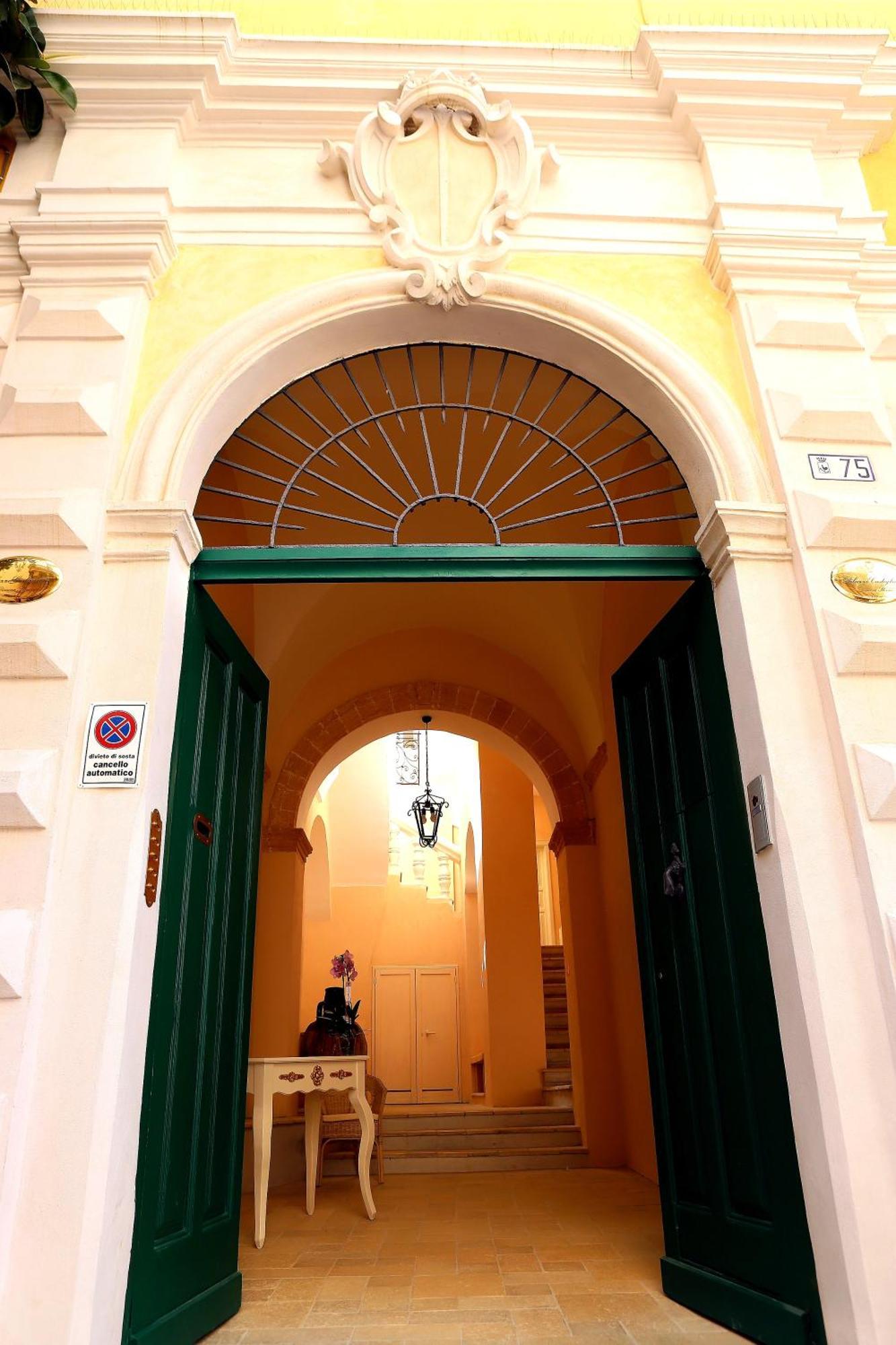 갈리폴리 Palazzo Castiglione B&B 외부 사진